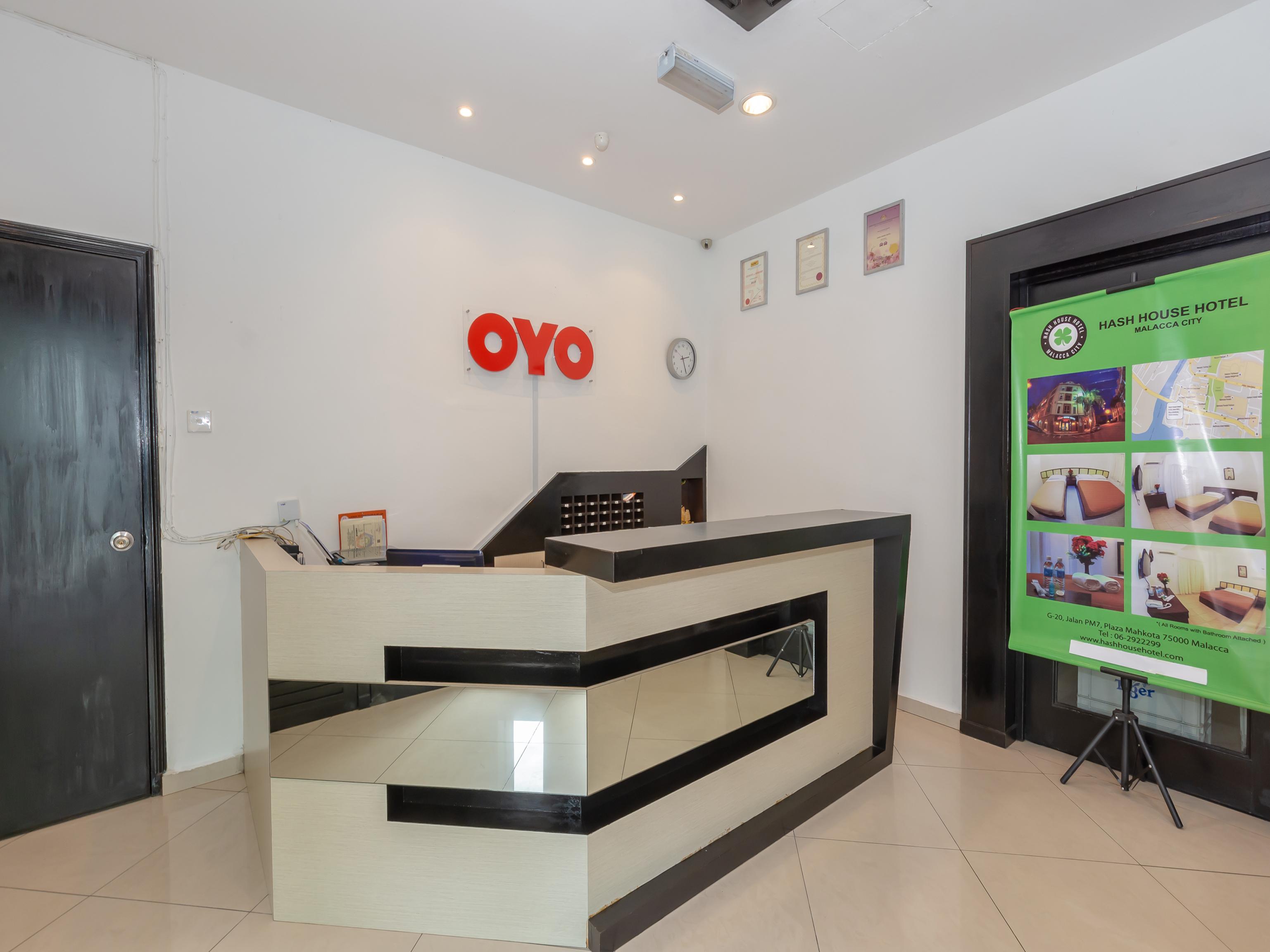 Oyo 1192 Hash House Hotel Malacca Exterior foto